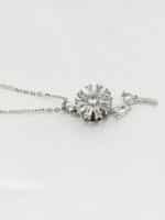 گردنبد گل نگین دار برند Stainless Steel