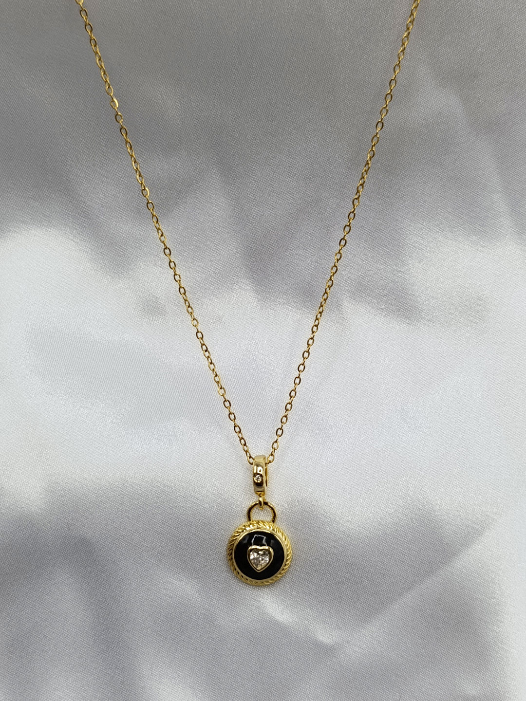 گردنبد زنانه برند Stainless Steel گردنبد زنانه برند Stainless Steel