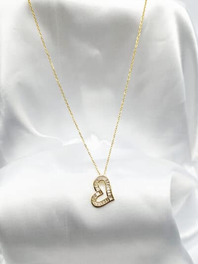 گردنبد زنانه قلبی برند Stainless Steel