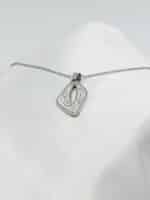 گردنبد برگ گل نگین دار برند Stainless Steel