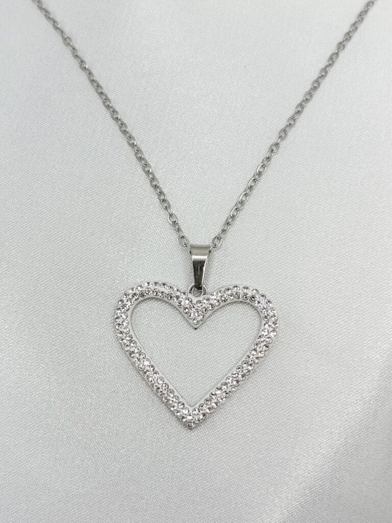 گردنبد قلب نگین دار برند Stainless Steel