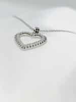 گردنبد رنگ نقره ای قلب نگین دار برند Stainless Steel