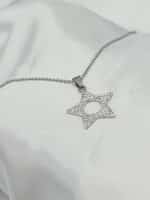 گردنبد ستاره ای نگین دار برند Stainless Steel