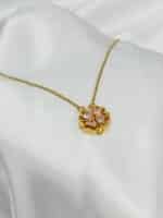 گردنبد گل نگین دار برند Stainless Steel