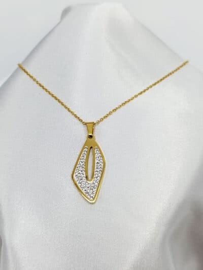 گردنبد برگ گل طلایی نگین دار برند Stainless Steel