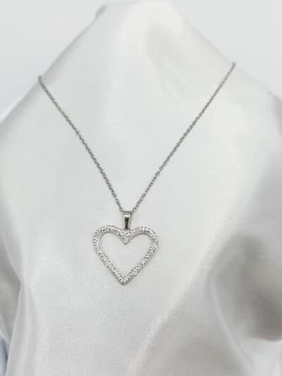 گردنبد قلب نگین دار برند Stainless Steel