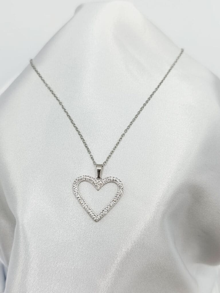 گردنبد قلب نگین دار برند Stainless Steel