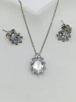 نیم ست زنانه و دخترانه نقره با نگین درخشان طرح گل 222